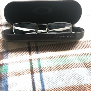 Oakley, 53-18-133, matte black